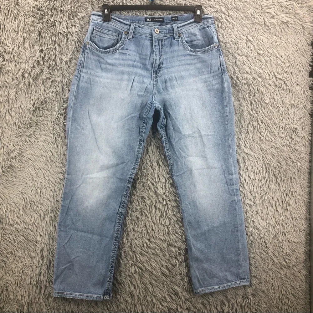 BKE Buckle Jeans Mens Size 34 Tyler Straight Blue Jeans Whiskered